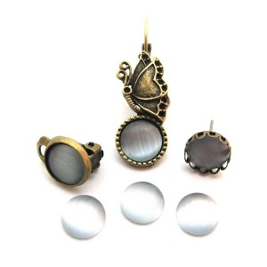 https://www.deida.ro/5083-7320-thickbox/cabochon-sticla-cat-eye-gri-10mm.jpg